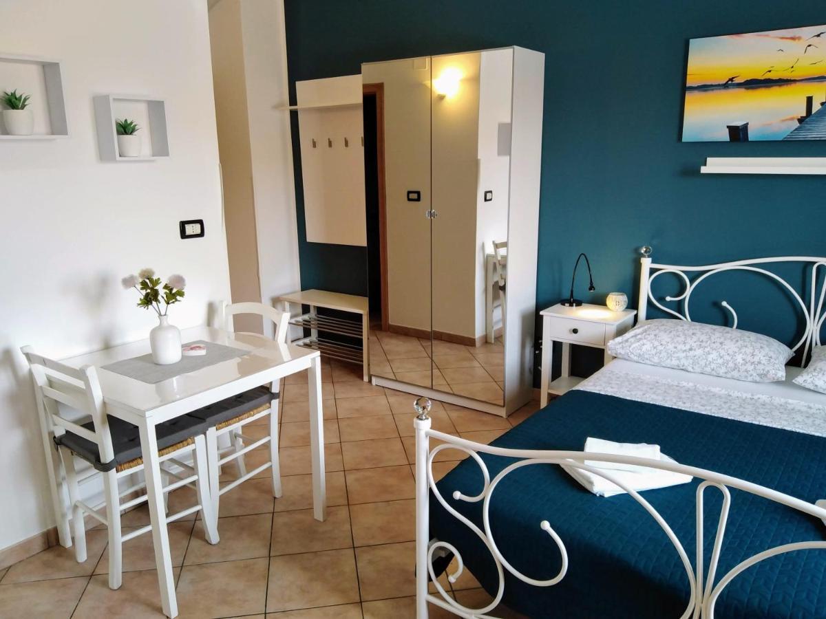 Guesthouse Mila Ровин Екстериор снимка