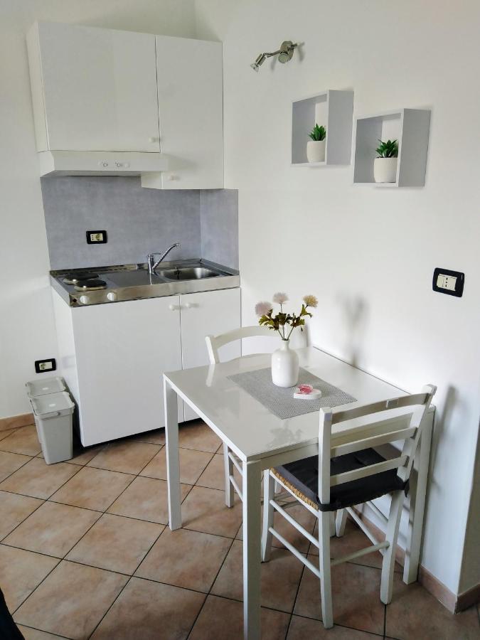 Guesthouse Mila Ровин Екстериор снимка